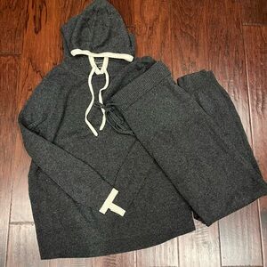 The Coziest Cashmere Blend Hoodie and Jogger Set Size Large